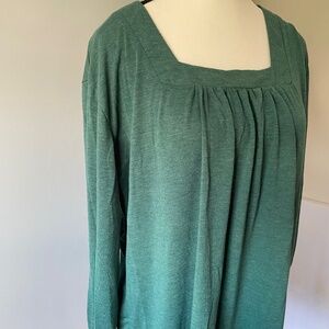 Beautiful long sleeve top